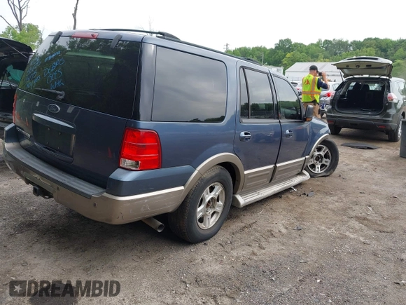 2004 Ford Expedition Eddie Bauer with VIN 1FMPU18L44LB32895, listed as a IAAI auction lot 42329514 with 283,718 mi miles and . Bid and sale history available at DreamBid. Image 4.
