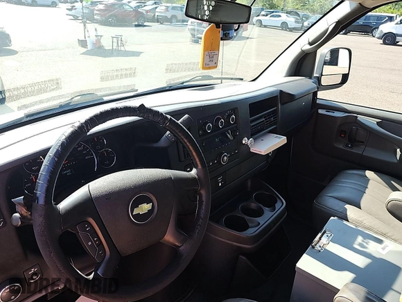 2014 Chevrolet Express Cargo with VIN 1GCWGFCG4E1148722, listed as a IAAI auction lot 42843884 with 188,945 mi miles and . Bid and sale history available at DreamBid. Image 31.