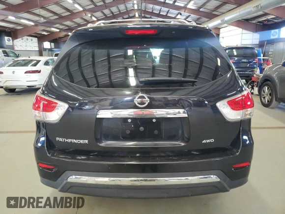 2015 Nissan Pathfinder SV with VIN 5N1AR2MM0FC686885, listed as a Copart auction lot 55508405 with 204,274 mi miles and Clean Title. Bid and sale history available at carsss.com. Image 6.