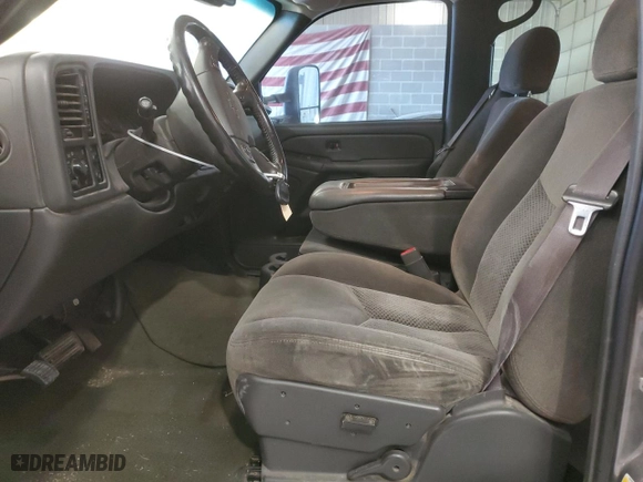 2007 Chevrolet Silverado 2500HD Classic Work Truck with VIN 1GCHK23UX7F118930, listed as a Copart auction lot 74747034 with 160,560 mi miles and Salvage Title. Bid and sale history available at carsss.com. Image 7.