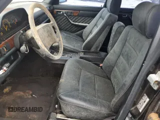 1990 Mercedes-Benz 560 with VIN WDBCA39E0LA525860, listed as a Copart auction lot 79363194 with 269,153 mi miles and Clean Title. Bid and sale history available at DreamBid. Image 7.
