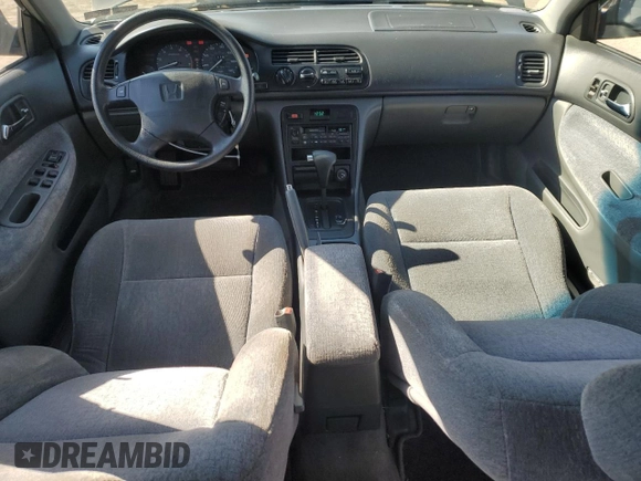 1996 Honda Accord EX with VIN 1HGCD5657TA159695, listed as a Copart auction lot 46241935 with 87,847 mi miles and Salvage Title. Bid and sale history available at DreamBid. Image 8.