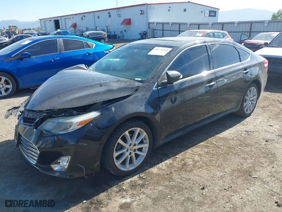 2013 Toyota Avalon XLE with VIN 4T1BK1EB5DU047960, listed as a IAAI auction lot 40474003 with 153,420 mi miles. Bid and sale history available at carsss.com. Image 2.