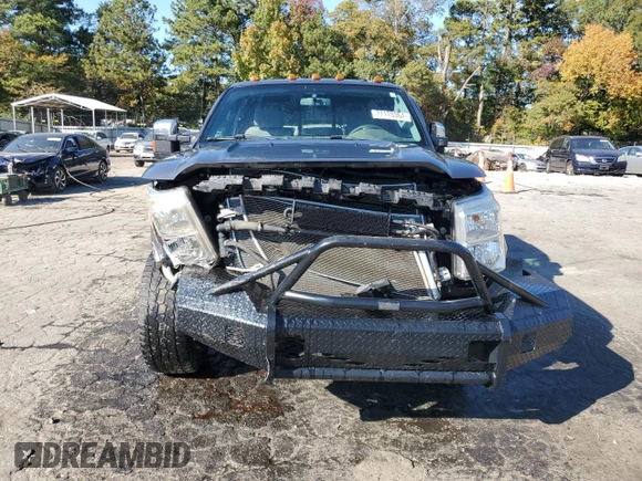 2011 Ford F-250 XL with VIN 1FT7X2BT7BEA25481, listed as a Copart auction lot 77170364 with 153,337 mi miles and Salvage Title. Bid and sale history available at DreamBid. Image 5.