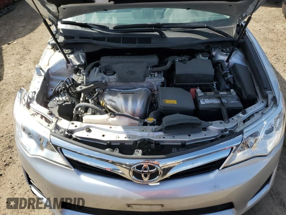 2014 Toyota Camry L with VIN 4T4BF1FK8ER421682, listed as a Copart auction lot 52621075 with 31,272 mi miles and Salvage Title. Bid and sale history available at DreamBid. Image 11.