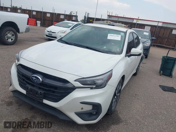 2024 Subaru Legacy Premium z VIN 4S3BWAD61R3005215, wystawiony jako IAAI lot #42633312 z przebiegiem 48 982 mil mil oraz . Historia ofert i sprzedaży dostępna na DreamBid. Obrazek 2.