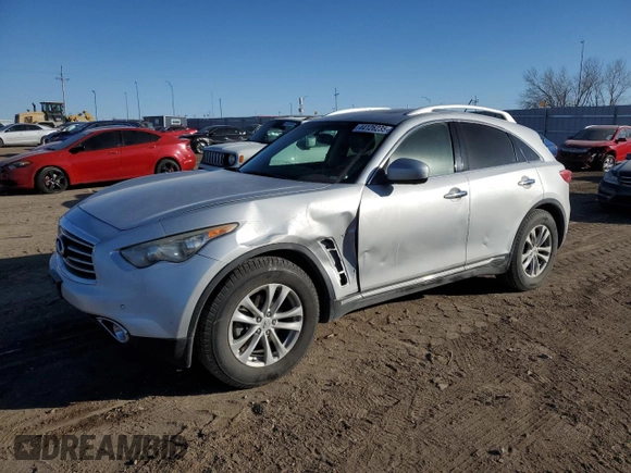 2015 Infiniti QX70 z VIN JN8CS1MW6FM483141, wystawiony jako Copart lot #44126235 z przebiegiem 174 034 mil mil oraz Czysty tytuł • Clean title. Historia ofert i sprzedaży dostępna na DreamBid. Obrazek 1.