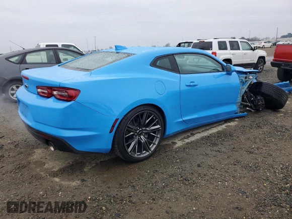 2023 Chevrolet Camaro LT1 with VIN 1G1FF1R7XP0101709, listed as a Copart auction lot 43611765 with 18,974 mi miles and Salvage Title. Bid and sale history available at DreamBid. Image 3.
