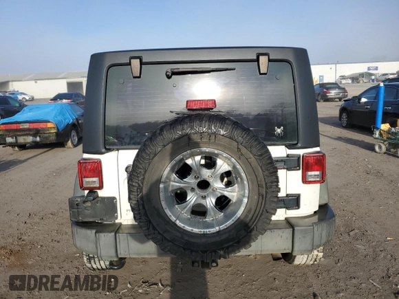 2013 Jeep Wrangler Unlimited Sport with VIN 1C4BJWDG6DL582321, listed as a Copart auction lot 85899314 with 182,953 mi miles and Clean title. Bid and sale history available at DreamBid. Image 6.