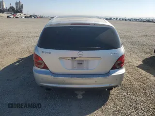 2009 Mercedes-Benz R 3.5L with VIN 4JGCB65E79A089261, listed as a Copart auction lot 72660914 with 211,892 mi miles and Clean Title. Bid and sale history available at carsss.com. Image 6.