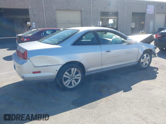 2000 Honda Accord EX z VIN 1HGCG2257YA010383, wystawiony jako IAAI lot #42278620 z przebiegiem 170 757 mil mil oraz . Historia ofert i sprzedaży dostępna na DreamBid. Obrazek 4.