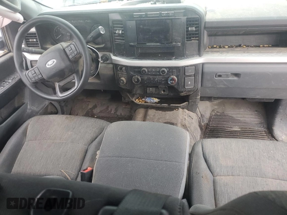 2023 Ford F-250 XL с VIN 1FT7X2BA7PED73688, выставлен на аукционе Copart как лот 81195454 с пробегом Не указан миль и На запчасти • Non repairable. История ставок и продаж доступна на DreamBid. Изображение 8.