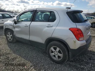 2016 Chevrolet Trax LS with VIN 3GNCJNSB1GL276097, listed as a Copart auction lot 47018065 with 89,362 mi miles and Salvage Title. Bid and sale history available at carsss.com. Image 2.