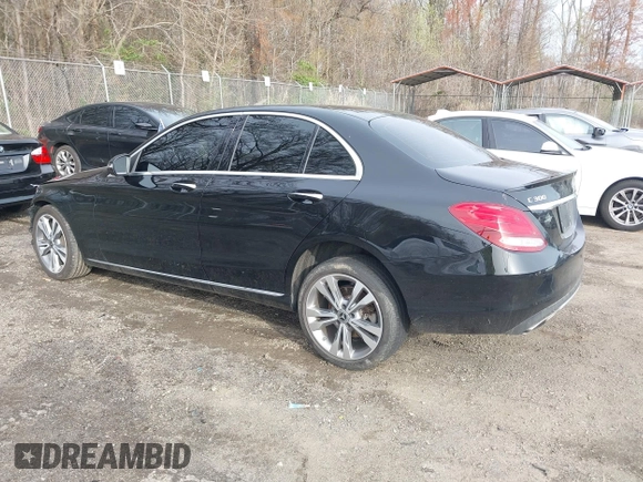 2018 Mercedes-Benz C 300 с VIN WDDWF4KB9JR413830, выставлен на аукционе IAAI как лот 41938545 с пробегом 48 385 миль миль и . История ставок и продаж доступна на DreamBid. Изображение 3.
