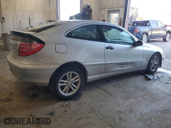 2003 Mercedes-Benz C with VIN WDBRN64J93A459216, listed as a Copart auction lot 87855085 with 208,336 mi miles and Salvage title. Bid and sale history available at DreamBid. Image 3.