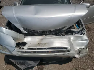 2004 Toyota Camry LE z VIN 4T1BE30K64U887305, wystawiony jako Copart lot #59349925 z przebiegiem 291 527 mil mil oraz Szkoda całkowita • Salvage title. Historia ofert i sprzedaży dostępna na DreamBid. Obrazek 11.