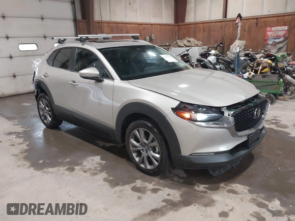 2024 Mazda CX-30 S Preferred with VIN 3MVDMBCM6RM609392, listed as a IAAI auction lot 42519708 with 40,757 mi miles and . Bid and sale history available at DreamBid. Image 1.