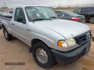 2005 Mazda B-Series 2WD Truck with VIN 4F4YR12D85PM01784, listed as a IAAI auction lot 41932706 with 183,610 mi miles. Bid and sale history available at carsss.com. Image 1.