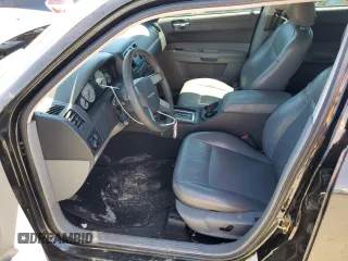 2005 Chrysler 300 with VIN 2C3JA43R95H161005, listed as a Copart auction lot 60951874 with 147,903 mi miles and Salvage Title. Bid and sale history available at carsss.com. Image 7.