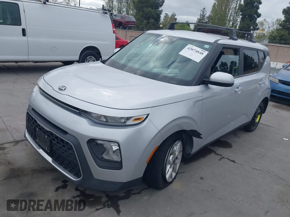 2020 Kia Soul LX with VIN KNDJ23AU7L7005578, listed as a IAAI auction lot 42074848 with 162,185 mi miles. Bid and sale history available at carsss.com. Image 18.