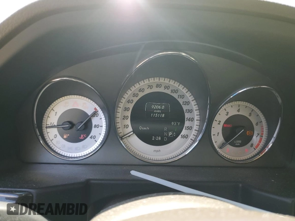 2015 Mercedes-Benz GLK 350 with VIN WDCGG5HB9FG353182, listed as a Copart auction lot 60457114 with 115,118 mi miles and Salvage Title. Bid and sale history available at DreamBid. Image 9.