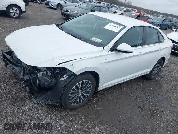 2021 Volkswagen Jetta S z VIN 3VWC57BU7MM098161, wystawiony jako IAAI lot #41954687 z przebiegiem 42 161 mil mil oraz . Historia ofert i sprzedaży dostępna na DreamBid. Obrazek 2.