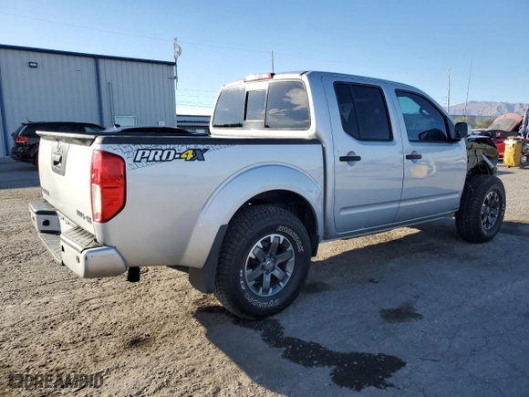 2018 Nissan Frontier PRO-4X with VIN 1N6AD0EV5JN769401, listed as a Copart auction lot 76834944 with NaN miles and Salvage Title. Bid and sale history available at carsss.com. Image 3.
