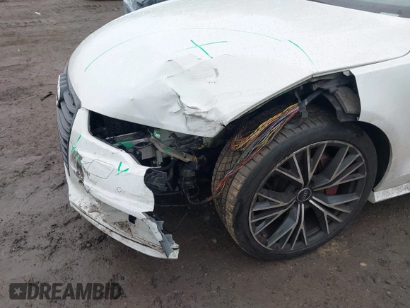 2017 Audi A7 Premium Plus с VIN WAUW2AFC0HN085266, выставлен на аукционе IAAI как лот 41461035 с пробегом 135 459 миль миль и . История ставок и продаж доступна на DreamBid. Изображение 6.