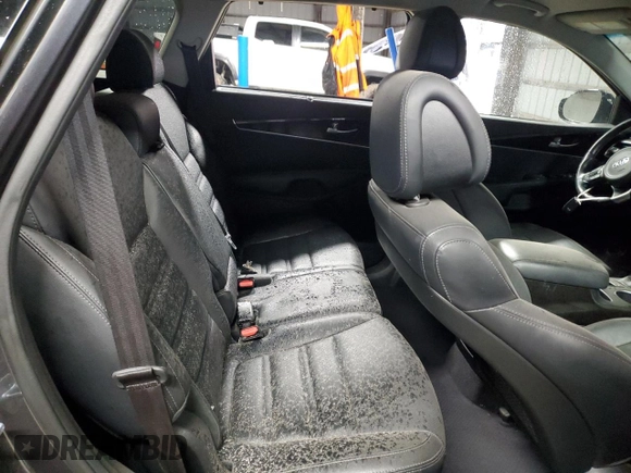 2016 Kia Sorento EX with VIN 5XYPH4A1XGG127350, listed as a Copart auction lot 47289315 with 135,684 mi miles and Clean Title. Bid and sale history available at carsss.com. Image 12.