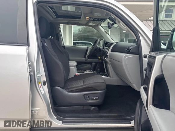 2010 Toyota 4Runner Trail with VIN JTEBU5JR6A5005677, listed as a IAAI auction lot 42053158 with 249,747 mi miles and . Bid and sale history available at DreamBid. Image 5.