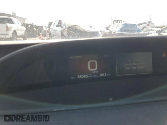 2022 Toyota Prius LE with VIN JTDL9MFU3N3037635, listed as a Copart auction lot 62325235 with 38,095 mi miles and Salvage title. Bid and sale history available at DreamBid. Image 9.