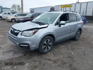 2017 Subaru Forester Premium with VIN JF2SJAEC8HG464589, listed as a IAAI auction lot 41943658 with 62,218 mi miles. Bid and sale history available at carsss.com. Image 17.