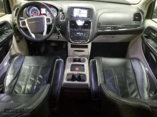 2014 Chrysler Town & Country Touring with VIN 2C4RC1BG5ER293177, listed as a Copart auction lot 44735055 with 115,211 mi miles and Salvage Title. Bid and sale history available at carsss.com. Image 8.