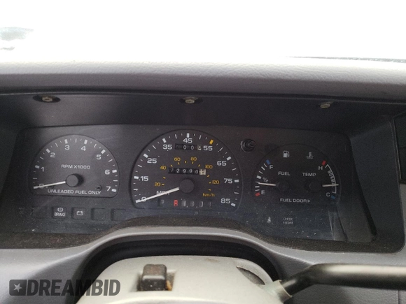 1992 Mercury Sable GS z VIN 1MELM50U9NA635171, wystawiony jako Copart lot #88474985 z przebiegiem 72 990 mil mil oraz Szkody całkowita. Historia ofert i sprzedaży dostępna na DreamBid. Obrazek 9.