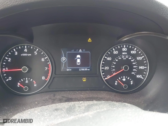 2018 Kia Optima S with VIN 5XXGT4L3XJG188920, listed as a IAAI auction lot 41433493 with 129,639 mi miles. Bid and sale history available at carsss.com. Image 7.