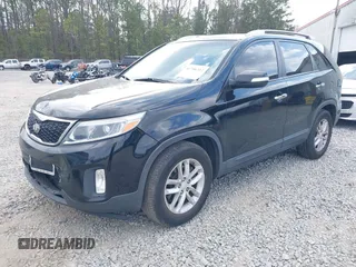 2014 Kia Sorento LX with VIN 5XYKT3A67EG497120, listed as a IAAI auction lot 41706312 with 179,952 mi miles. Bid and sale history available at carsss.com. Image 2.