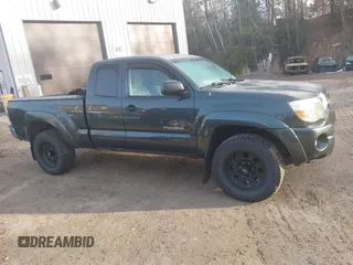 2009 Toyota Tacoma with VIN 5TEUU42N99Z649654, listed as a IAAI auction lot 41796246 with 229,052 mi miles. Bid and sale history available at carsss.com. Image 13.