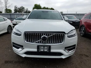2021 Volvo XC90 Inscription with VIN YV4A22PL0M1703427, listed as a Copart auction lot 59852215 with 70,527 mi miles and Clean title. Bid and sale history available at DreamBid. Image 5.