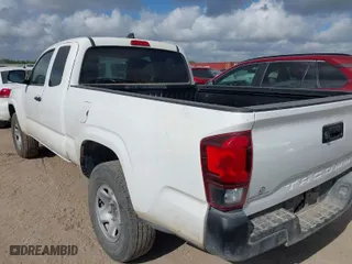 2022 Toyota Tacoma 2WD SR with VIN 3TYRX5GN5NT063816, listed as a IAAI auction lot 40389175 with 79,670 mi miles. Bid and sale history available at carsss.com. Image 3.