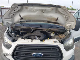 2018 Ford Transit с VIN 1FTYE1ZM2JKB20887, выставлен на аукционе IAAI как лот 42060582 с пробегом 257 476 миль миль и . История ставок и продаж доступна на DreamBid. Изображение 10.