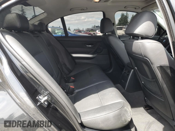 2008 BMW 3 Series 328xi with VIN WBAVC73588KP39496, listed as a Copart auction lot 62034915 with 128,368 mi miles and Salvage title. Bid and sale history available at DreamBid. Image 10.