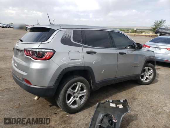 2023 Jeep Compass Sport z VIN 3C4NJDAN8PT508895, wystawiony jako Copart lot #57357745 z przebiegiem 19 211 mil mil oraz Szkoda całkowita • Salvage title. Historia ofert i sprzedaży dostępna na DreamBid. Obrazek 3.