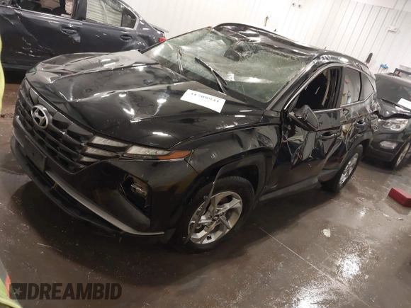 2023 Hyundai Tucson SEL with VIN 5NMJB3AE0PH249340, listed as a IAAI auction lot 41708941 with 19,427 mi miles and . Bid and sale history available at carsss.com. Image 2.