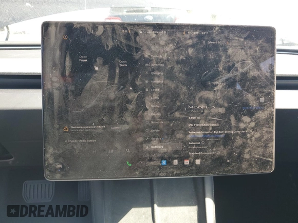 2025 Tesla Model 3 Long Range with VIN 5YJ3E1EA8SF896333, listed as a Copart auction lot 61876445 with 5,690 mi miles and Salvage title. Bid and sale history available at DreamBid. Image 9.
