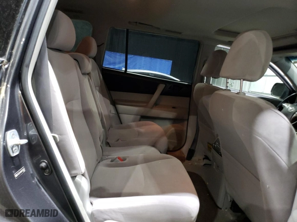 2009 Toyota Highlander with VIN JTEES41A892151163, listed as a Copart auction lot 61008864 with 331,606 mi miles and Salvage Title. Bid and sale history available at carsss.com. Image 11.