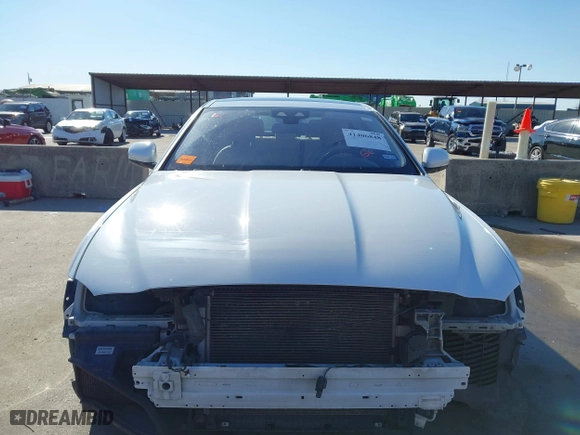 2018 Jaguar XE 25t with VIN SAJAR4FXXJCP31218, listed as a IAAI auction lot 41406848 with 117,538 mi miles. Bid and sale history available at carsss.com. Image 13.