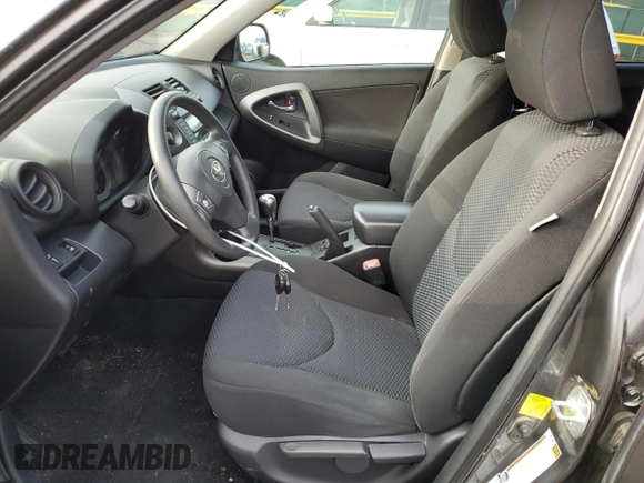 2011 Toyota RAV4 Sport z VIN JTMRK4DV7B5105641, wystawiony jako Copart lot #57443675 z przebiegiem 79 798 mil mil oraz Szkoda całkowita • Salvage title. Historia ofert i sprzedaży dostępna na DreamBid. Obrazek 7.