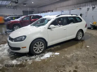 2012 Volkswagen Jetta SE with VIN 3VWPP7AJ3CM608944, listed as a Copart auction lot 45222255 with 123,930 mi miles and Salvage title. Bid and sale history available at DreamBid. Image 1.