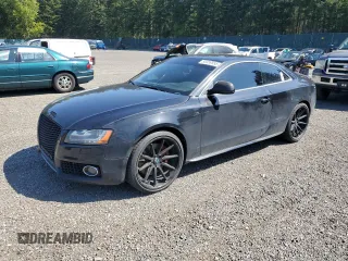 2009 Audi S5 z VIN WAURV78T49A027173, wystawiony jako Copart lot #55359555 z przebiegiem 117 363 mil mil oraz Czysty tytuł • Clean title. Historia ofert i sprzedaży dostępna na DreamBid. Obrazek 1.