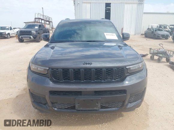 2023 Jeep Grand Cherokee Altitude with VIN 1C4RJKAG0P8700978, listed as a IAAI auction lot 42143863 with Not provided miles and . Bid and sale history available at DreamBid. Image 13.